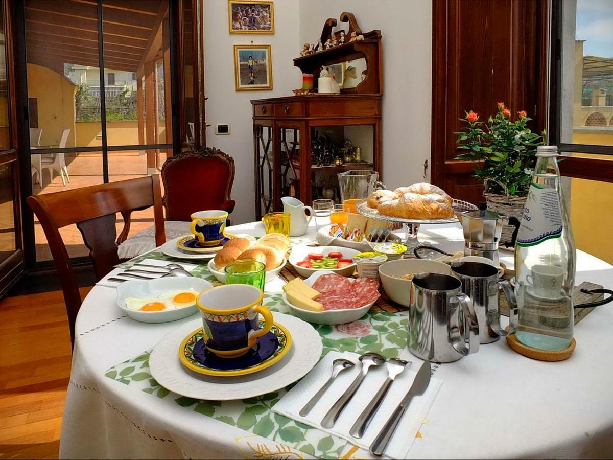 B&B Villa Elisa Meta Eksteriør billede